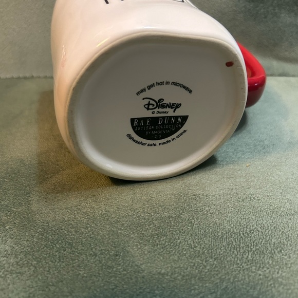 Rae Dunn Disney Villains Captain Hook mug - Picture 2 of 3